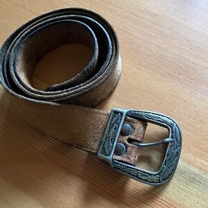 Vintage leather belt with goldish buckle